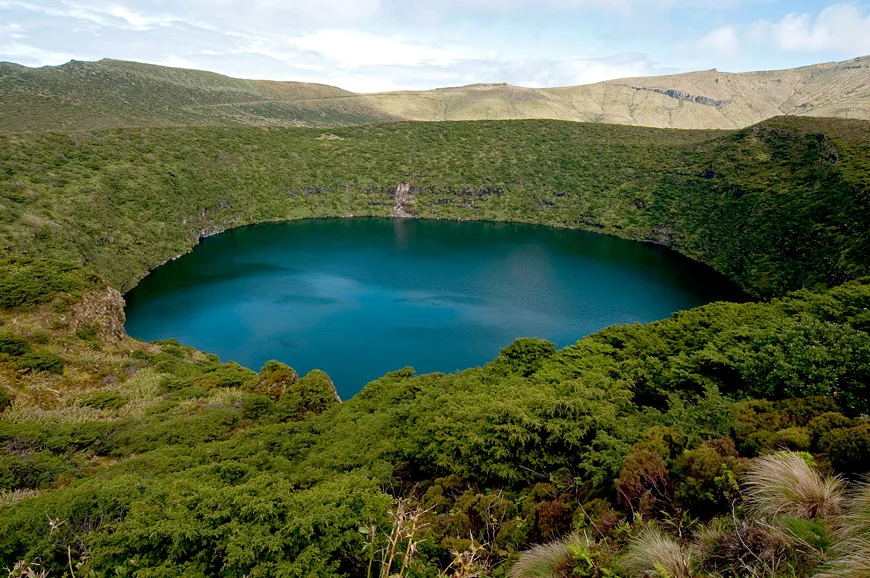 Lagoas da Ilha das Flores: guia completo